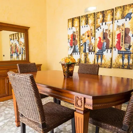 Filomarini Apartment *